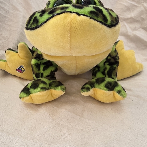 Webkinz Bullfrog - Picture 3 of 7